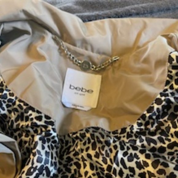 Bebe Women's Waterproof Hooded Travel Jacket – Lightweight, Packable, XL, Taupe - Picture 3 of 5